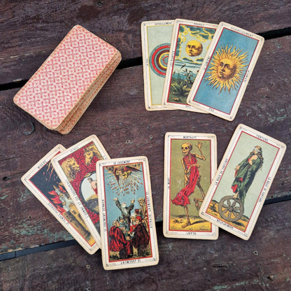 Egyptian Tarot "Grand Jeu de l’Oracle des Dames" - circa 1970