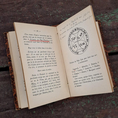 Rare grimoire « Les Œuvres magiques de Henri-Corneille Agrippa »