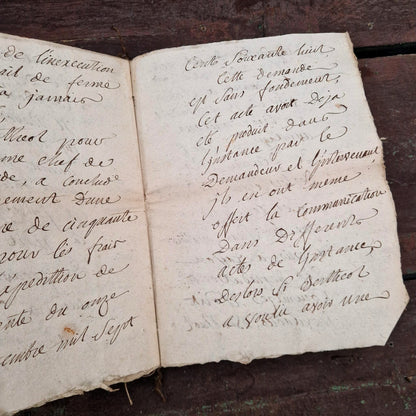 Ancien dossier manuscrit  - XVIIIe siècle - 60 pages