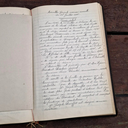 Ancien registre - env. 400 pages manuscrites