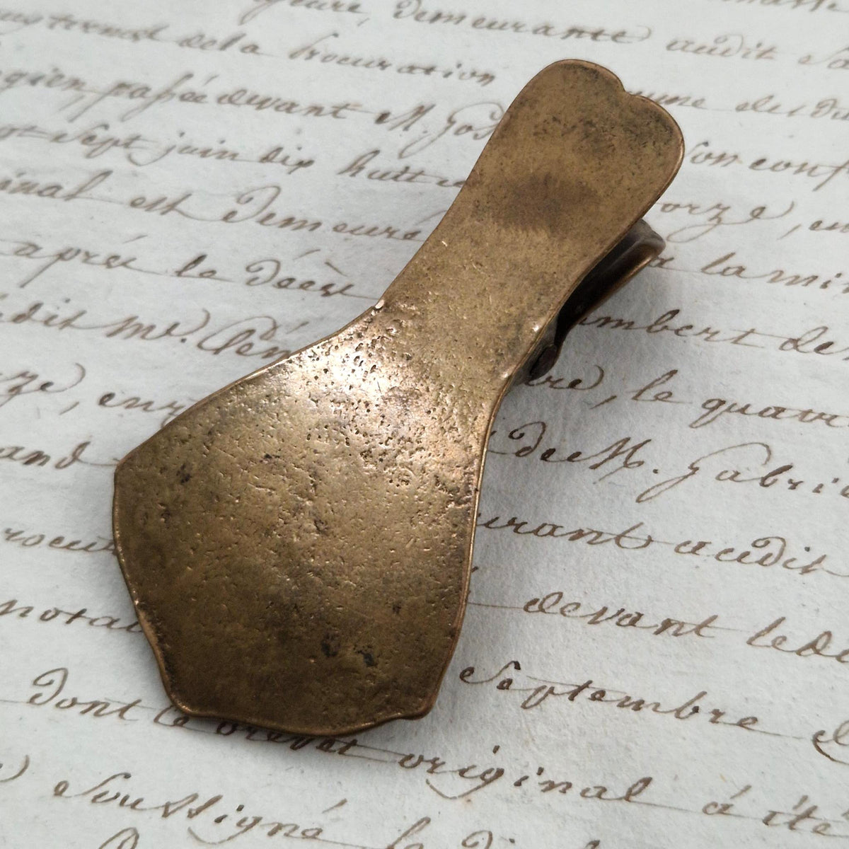Ancienne mini Pince à courrier  « Main victorienne »