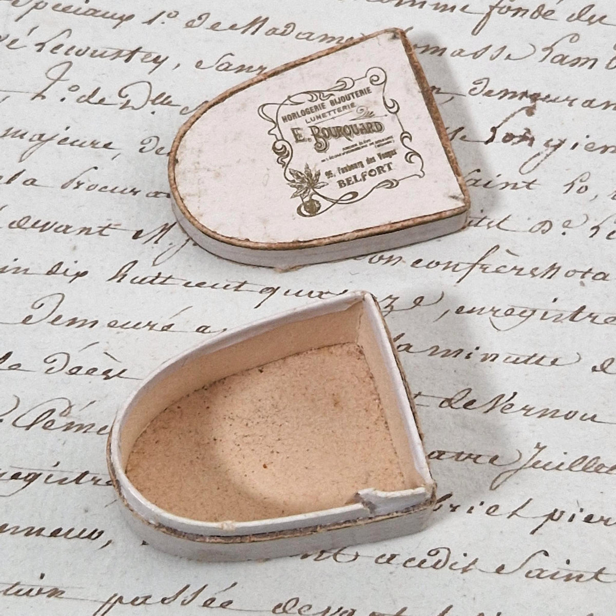 Ancienne Boîte « E. Bourquard » - Horlogerie, bijouterie, Belfort