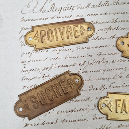 Anciennes plaques de cuisine en laiton (x5)