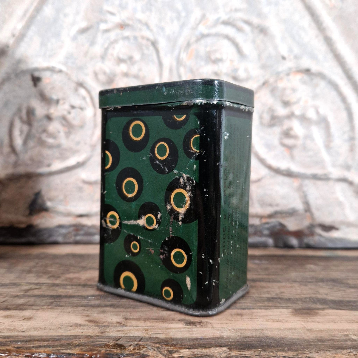 Vintage "Cémoi - Chocolate dessert cream" tin