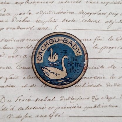 Ancienne boîte publicitaire « Cachou Bady »