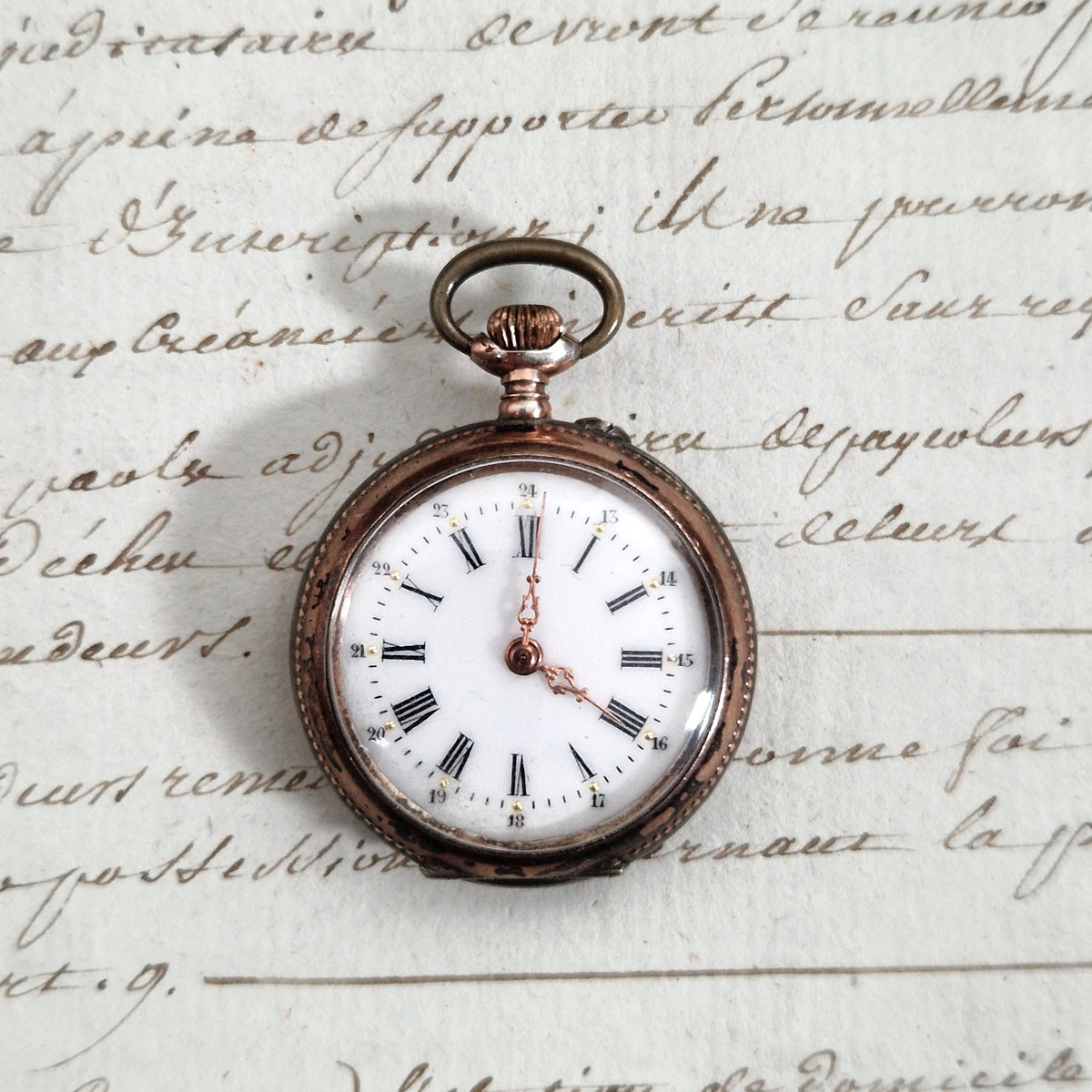 Ancienne montre de col fonctionnelle - Début XXe siècle