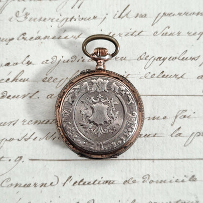 Ancienne montre de col fonctionnelle - Début XXe siècle