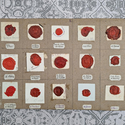 Collection de 15 cachets en cire - Blasons et écus couronnés