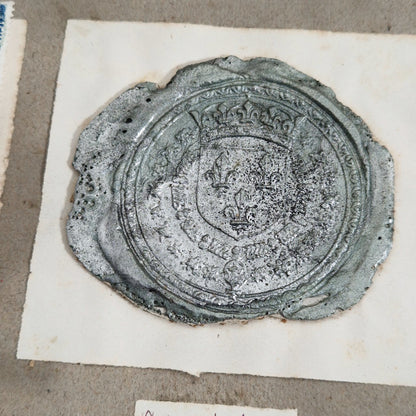 Sceaux anciens - Fleurs de lys et enveloppe cachetée