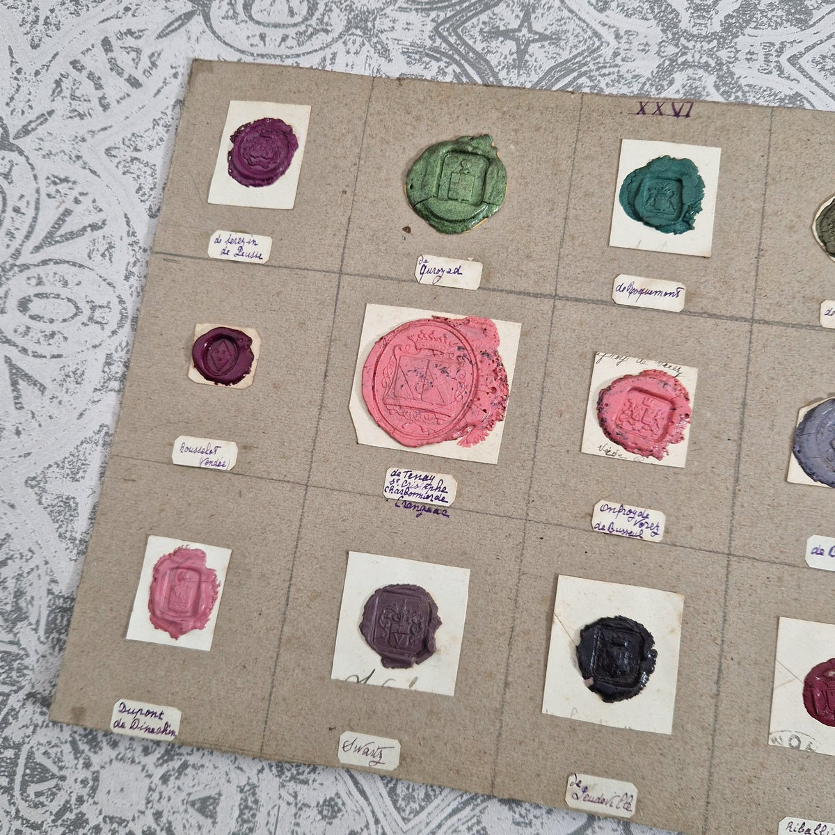 Antique polychrome seals - Pink & green waxes