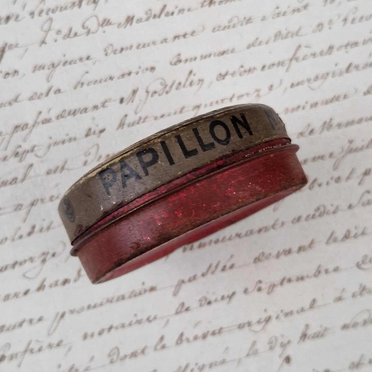 Au Papillon Noir Shoe Cream Tin - Pantin