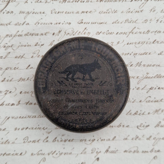 Rare Loup Noir cream polish tin