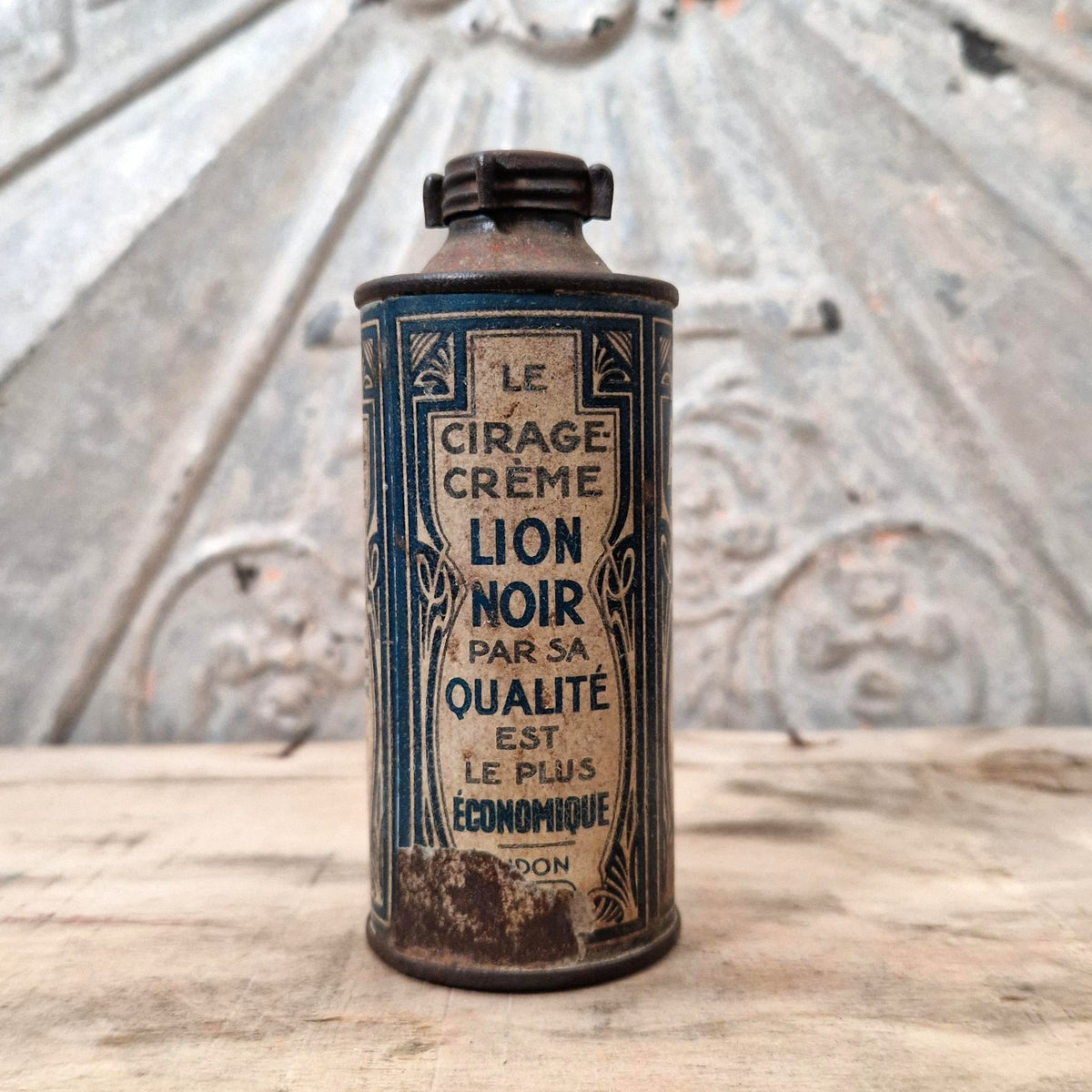 Antique "Argentil" tin - Lion Noir, circa 1910