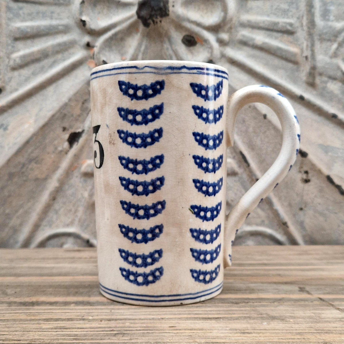 Chope d’archer n° 33 à décor bleu - Faïencerie de Nimy
