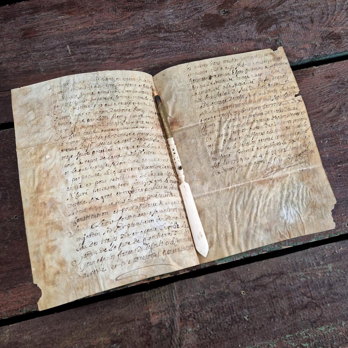 Parchemin manuscrit à timbre armorié - 1739, 4 pages