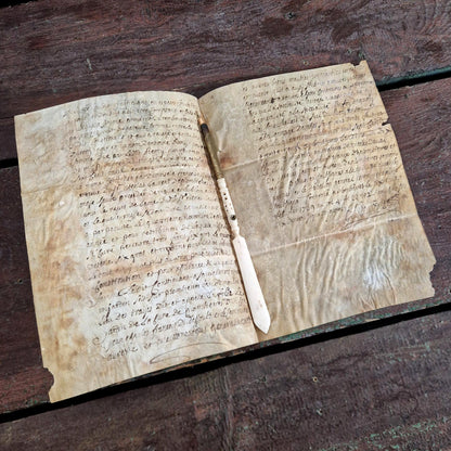 Parchemin manuscrit à timbre armorié - 1739, 4 pages