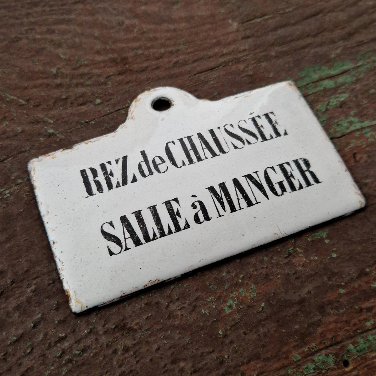 Enamel sign “Dining Room – Ground Floor”