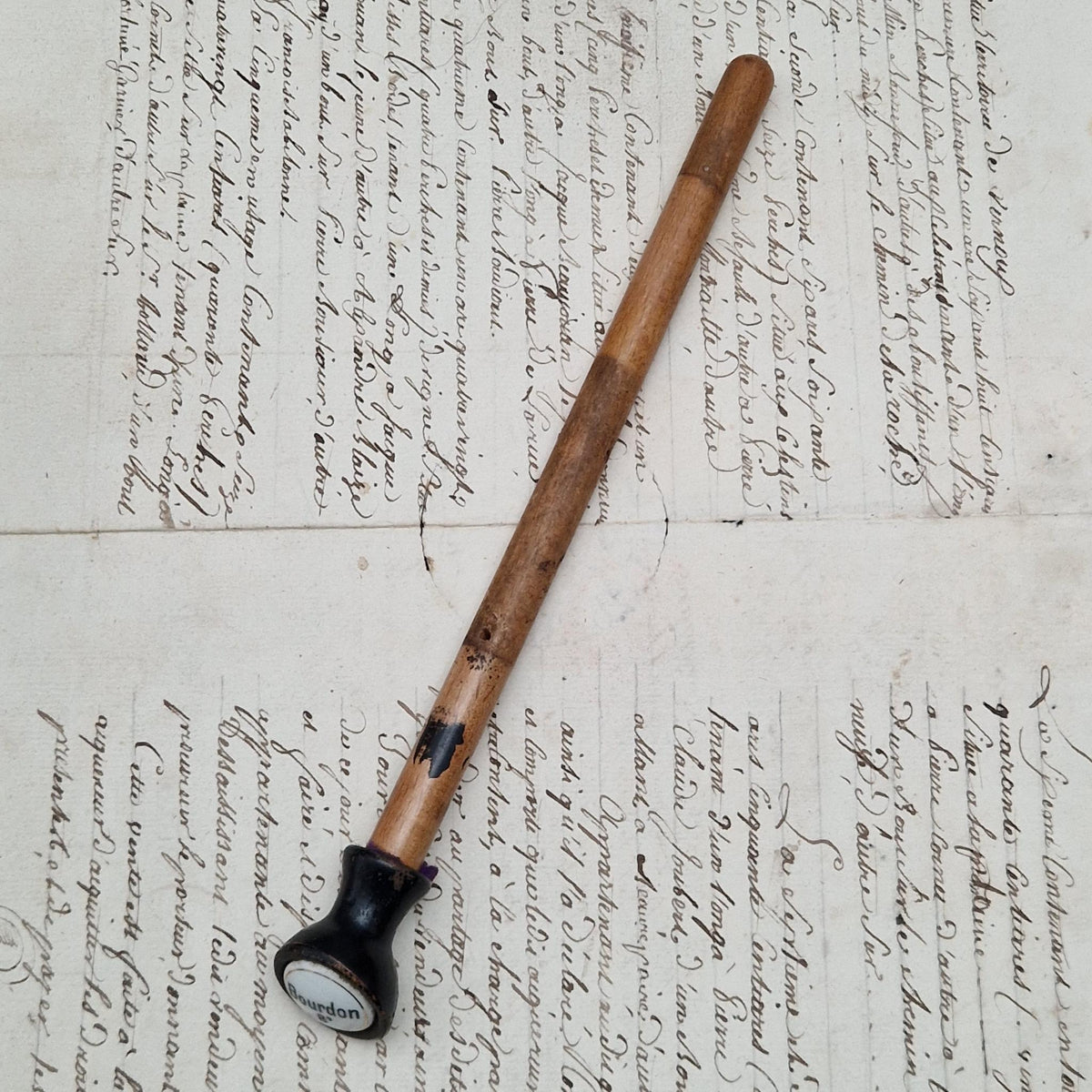 Ancienne tirette d’orgue avec bouton émaillé  « Bourdon »