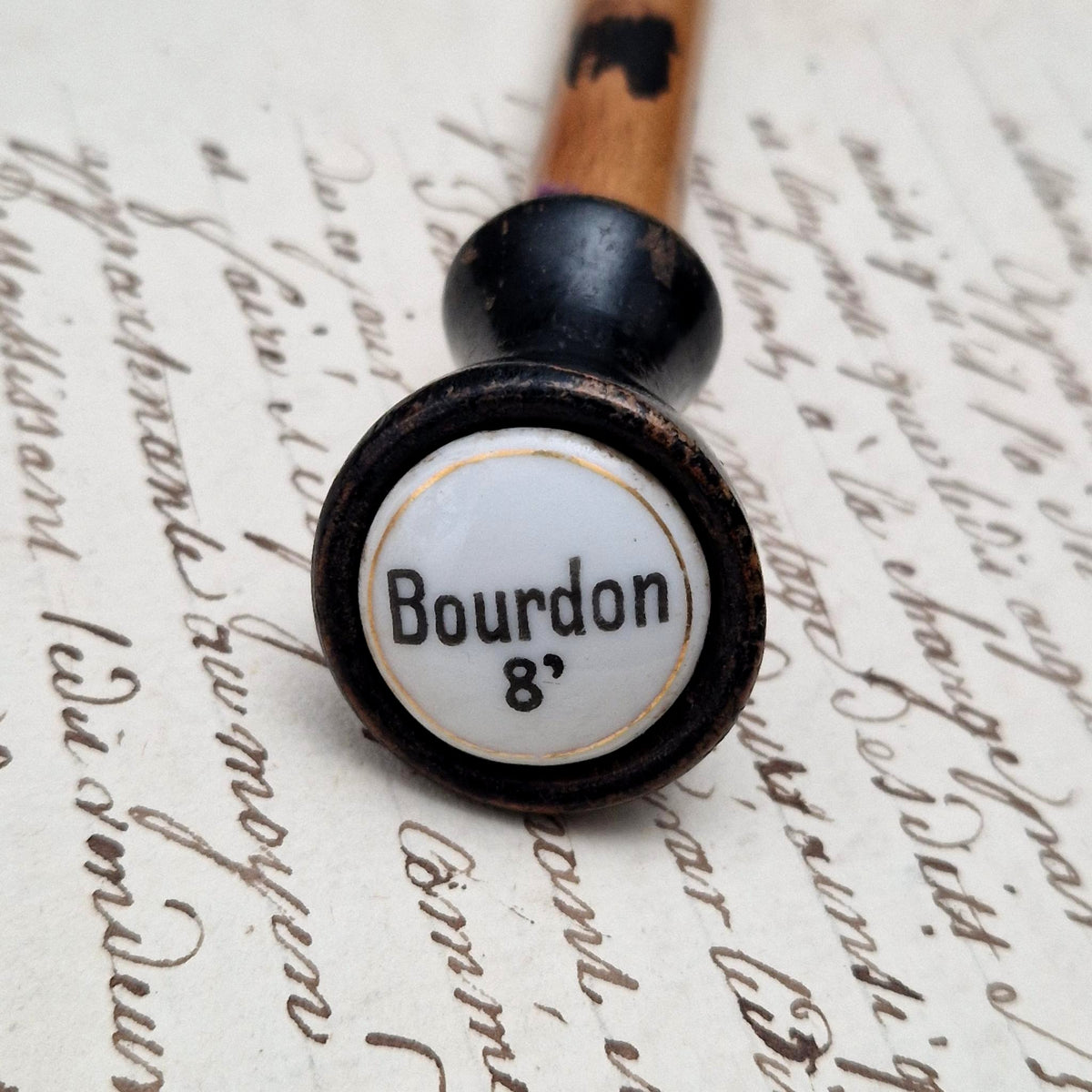 Ancienne tirette d’orgue avec bouton émaillé  « Bourdon »