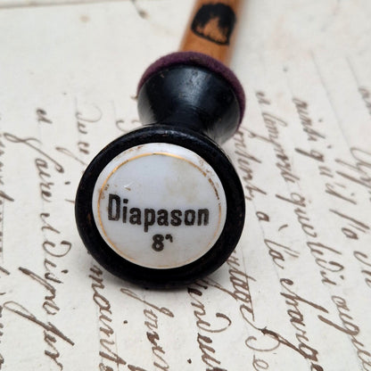 Tirette d’orgue avec bouton émaillé « Diapason »