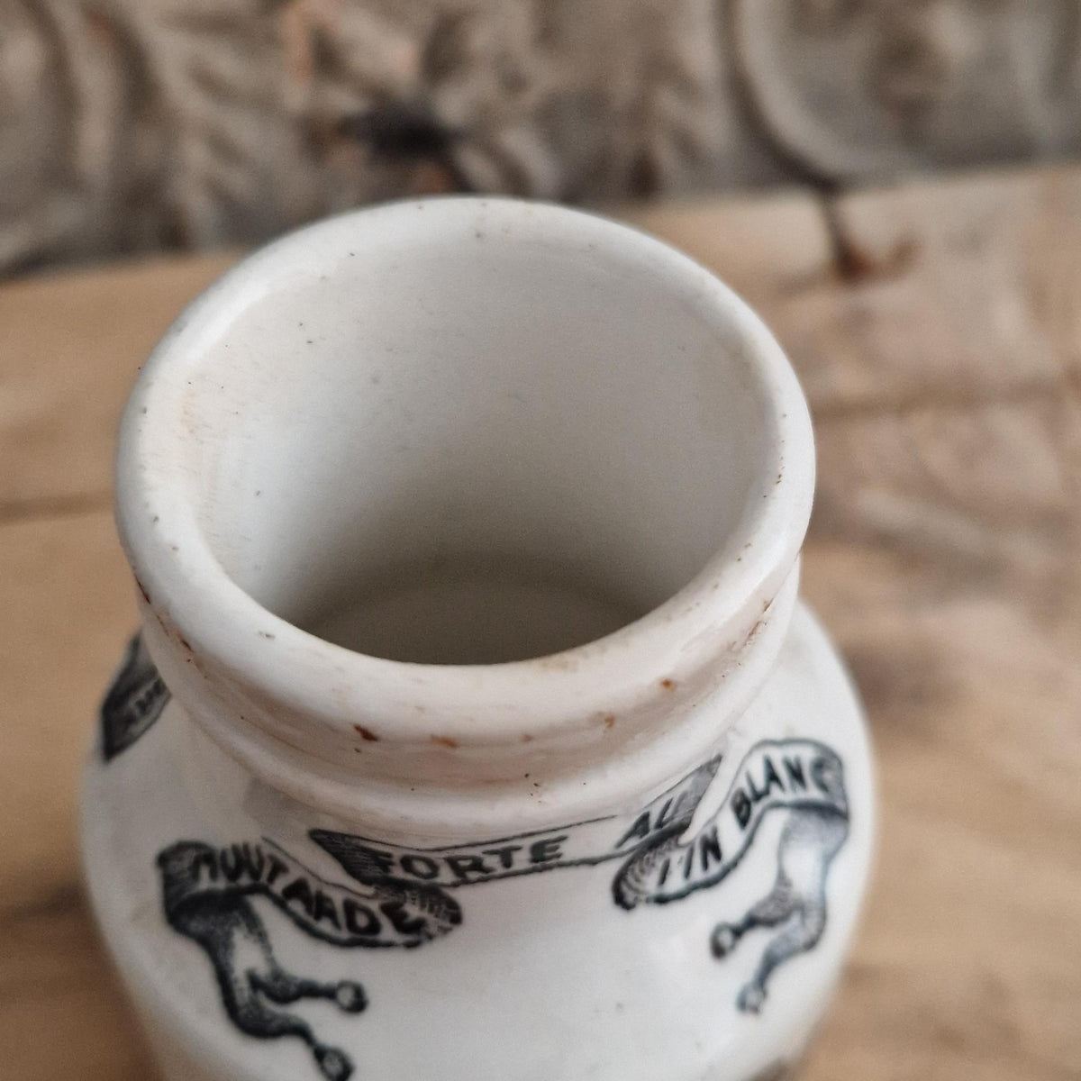 Ancien pot à moutarde Grey-Poupon avec sa capsule en métal