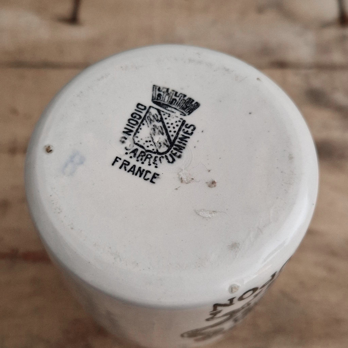 Ancien pot à moutarde Grey-Poupon avec sa capsule en métal