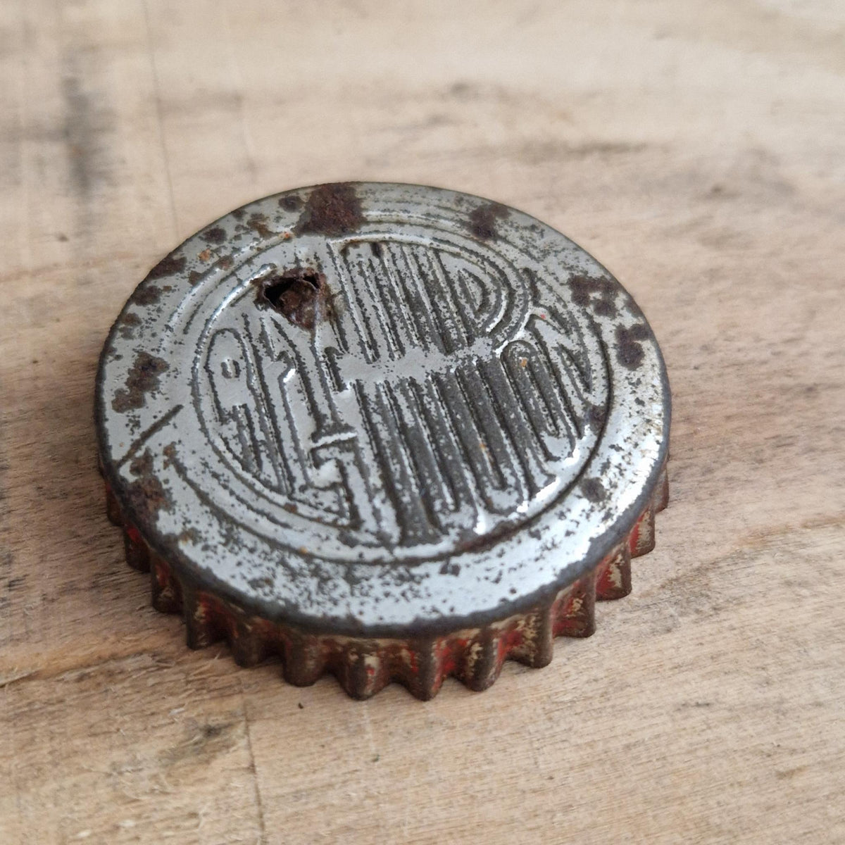 Ancien pot à moutarde Grey-Poupon avec sa capsule en métal