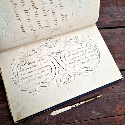 Ancien manuscrit de calligraphie et dessin 1835