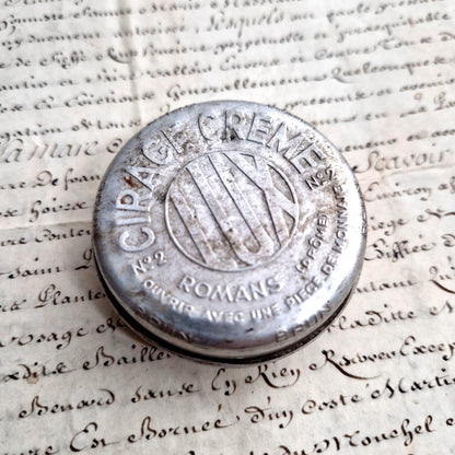 Ancienne boite de cirage creme Lux