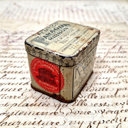 Ancienne boite ruban machine Paragon