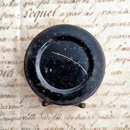 Antique Ric et Rac Shoe Polish Tin box