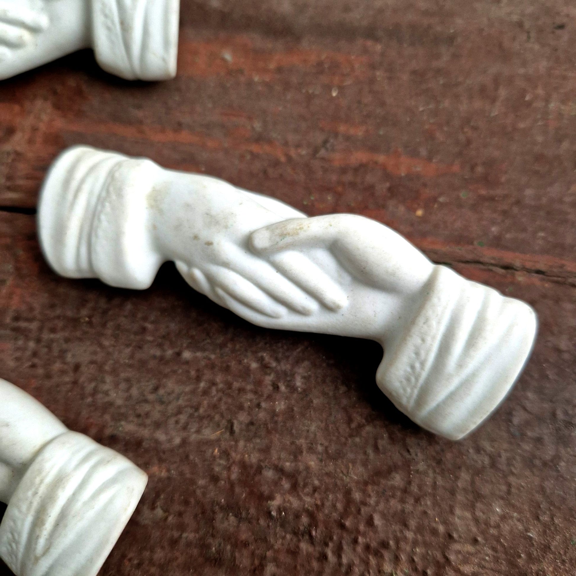Hand shake porcelain