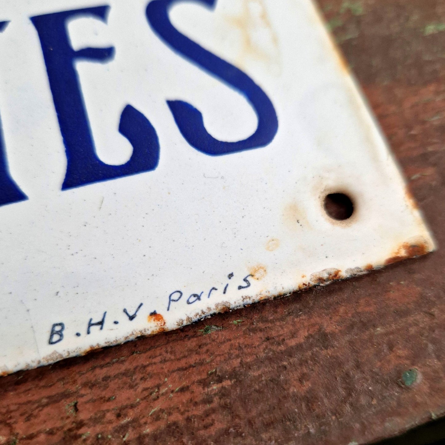 Old Enamel Sign Villa Les Cigalettes