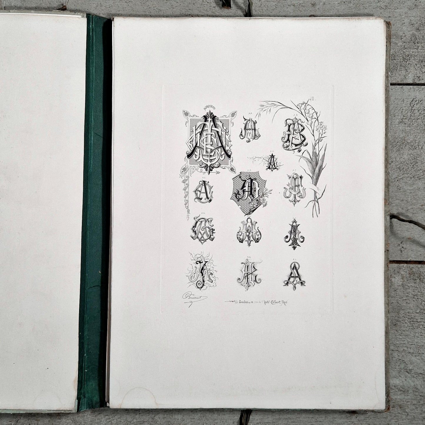 album monogrammes decoratifs 19e