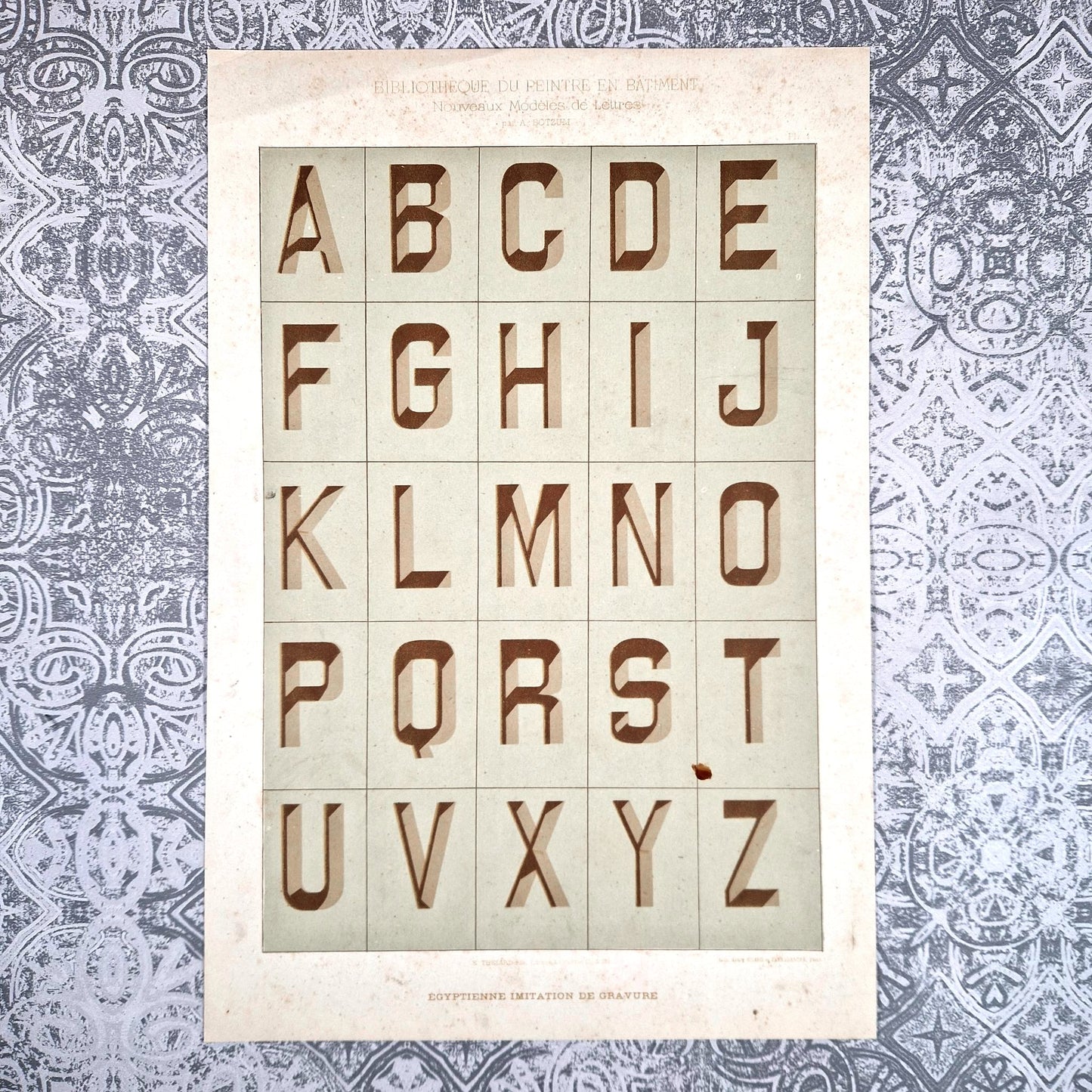 alphabet egyptien grave typographie botzum