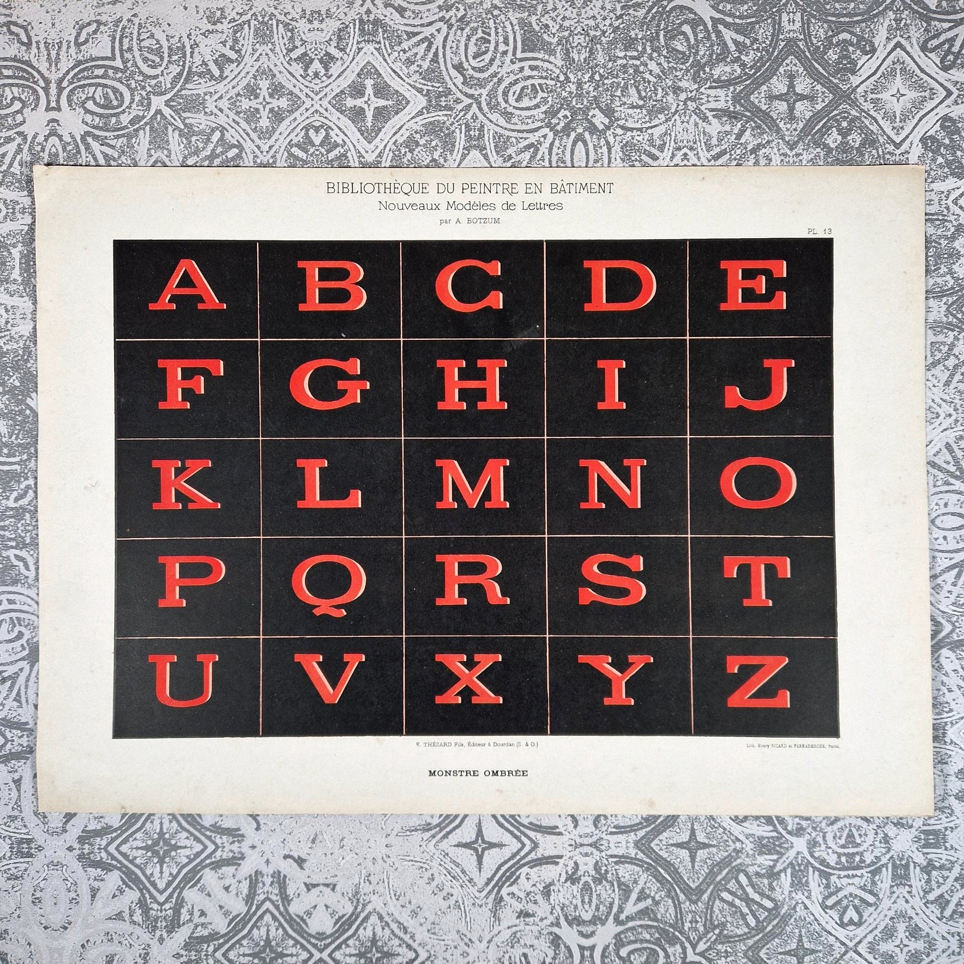 alphabet monstre ombre typographie ancienne