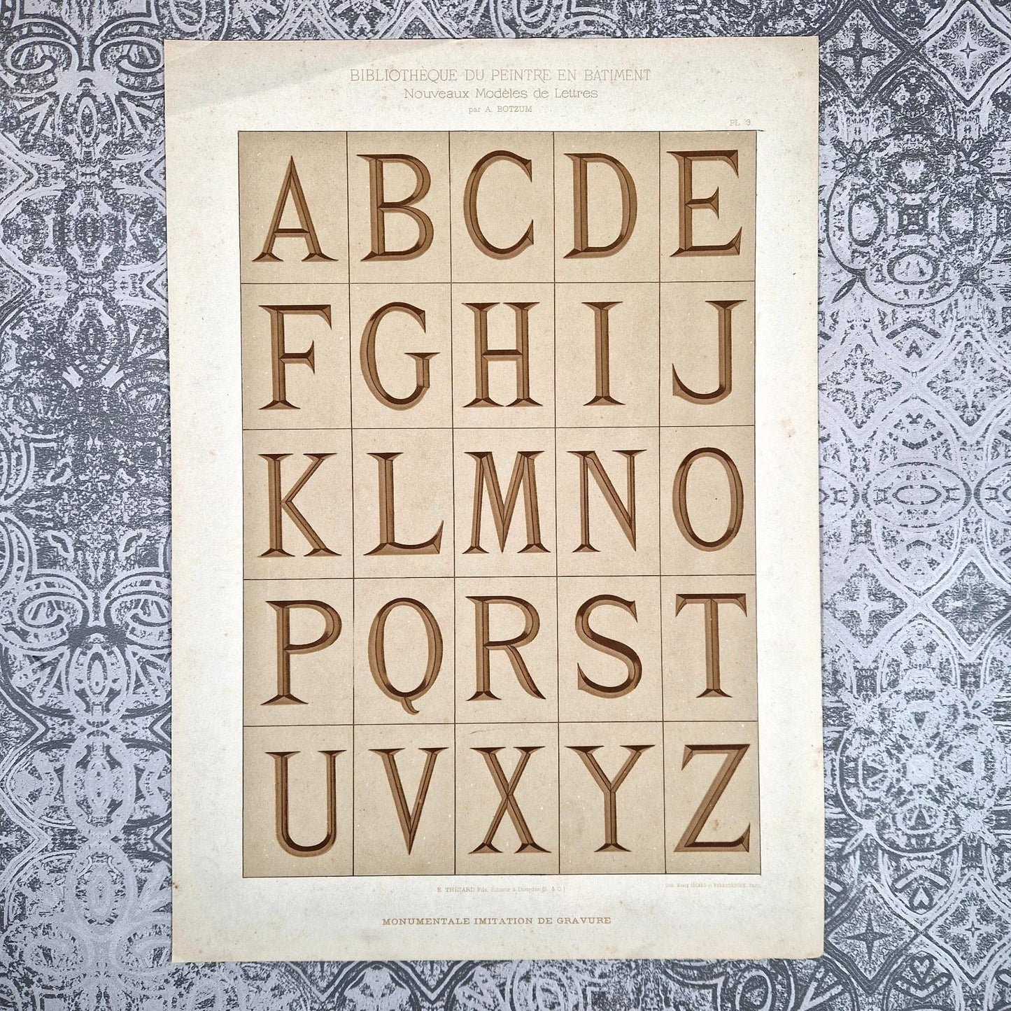 alphabet monumental grave typographie botzum