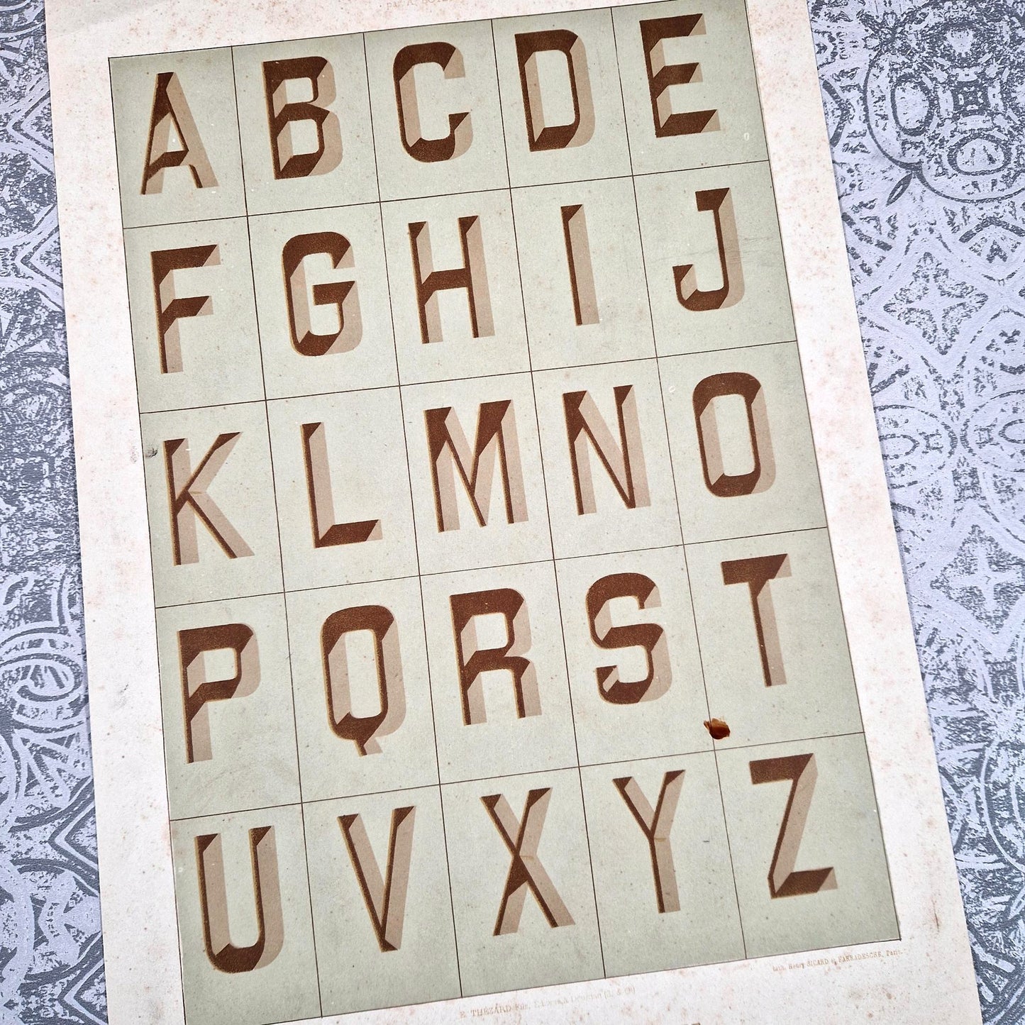 alphabet ombre grave decoration botzum