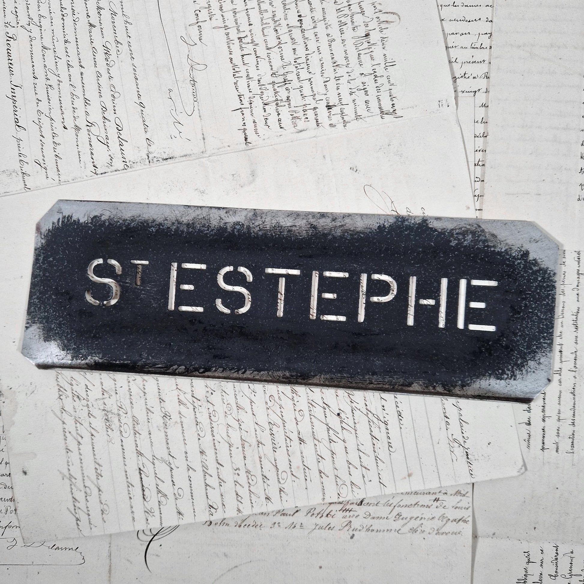 ancien pochoir st saint estephe