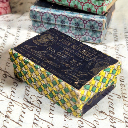 ancienne boite plumes angleterre