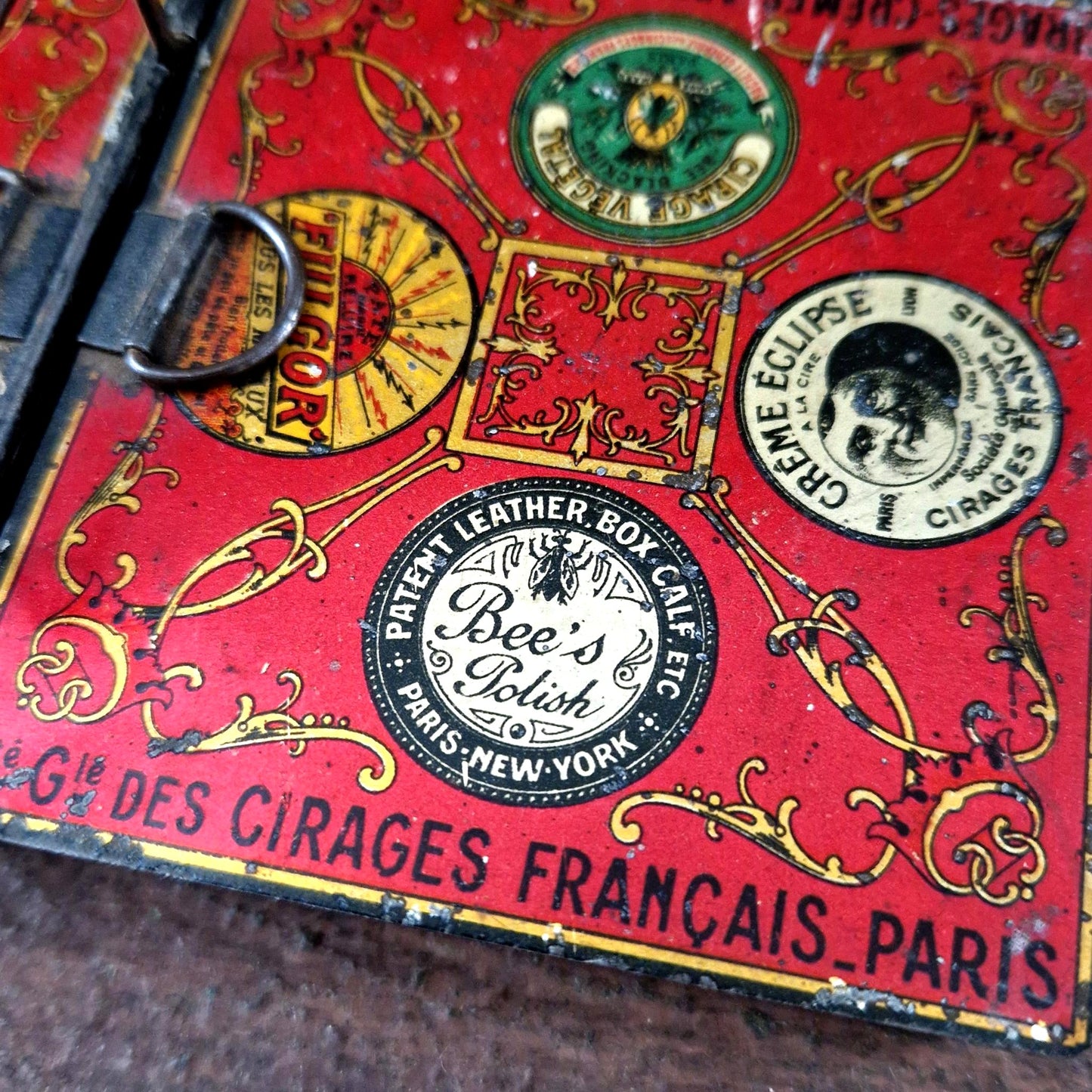 ancienne boite publicitaire cirages francais