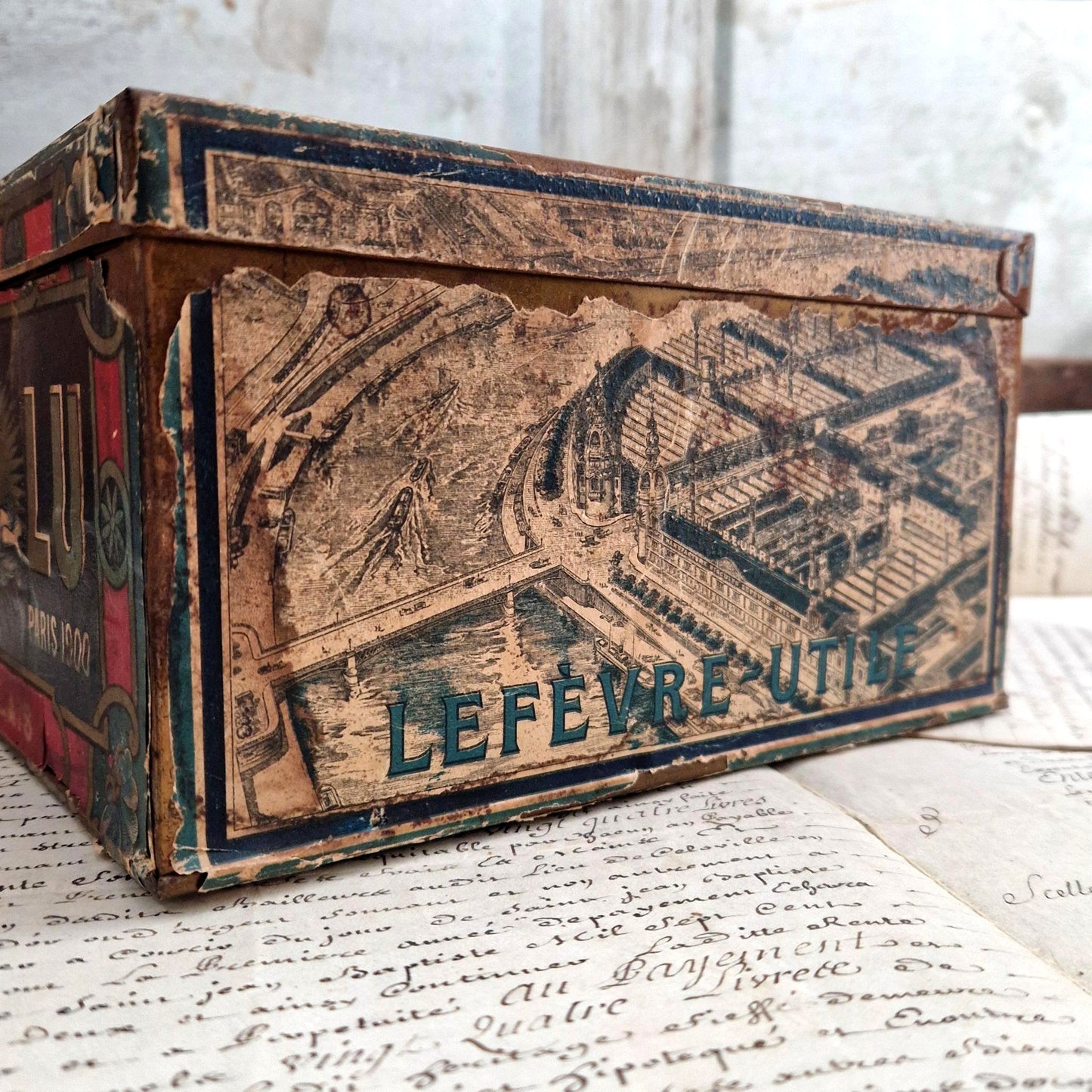 ancienne boite publicitaire lu nantes