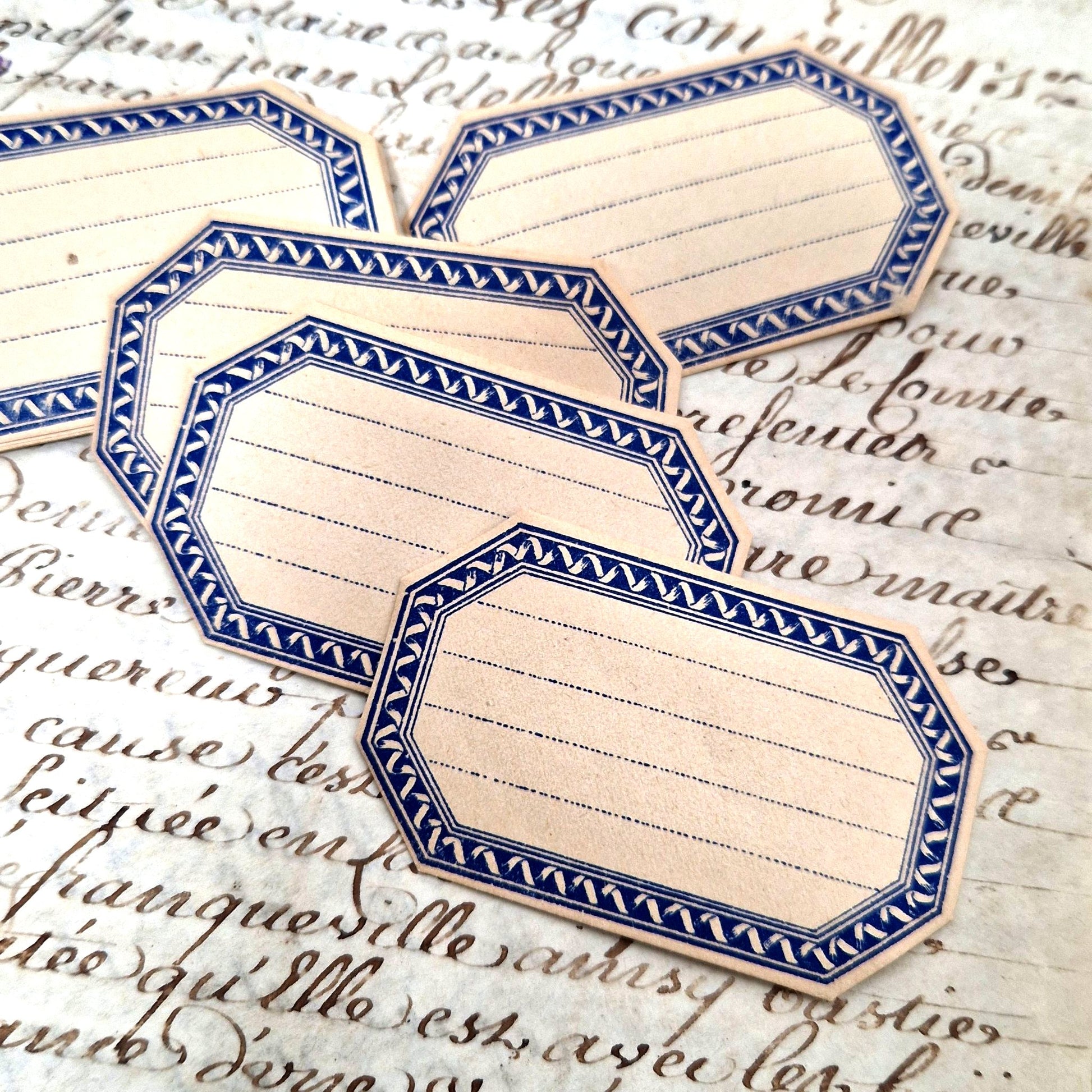 anciennes étiquettes à coller