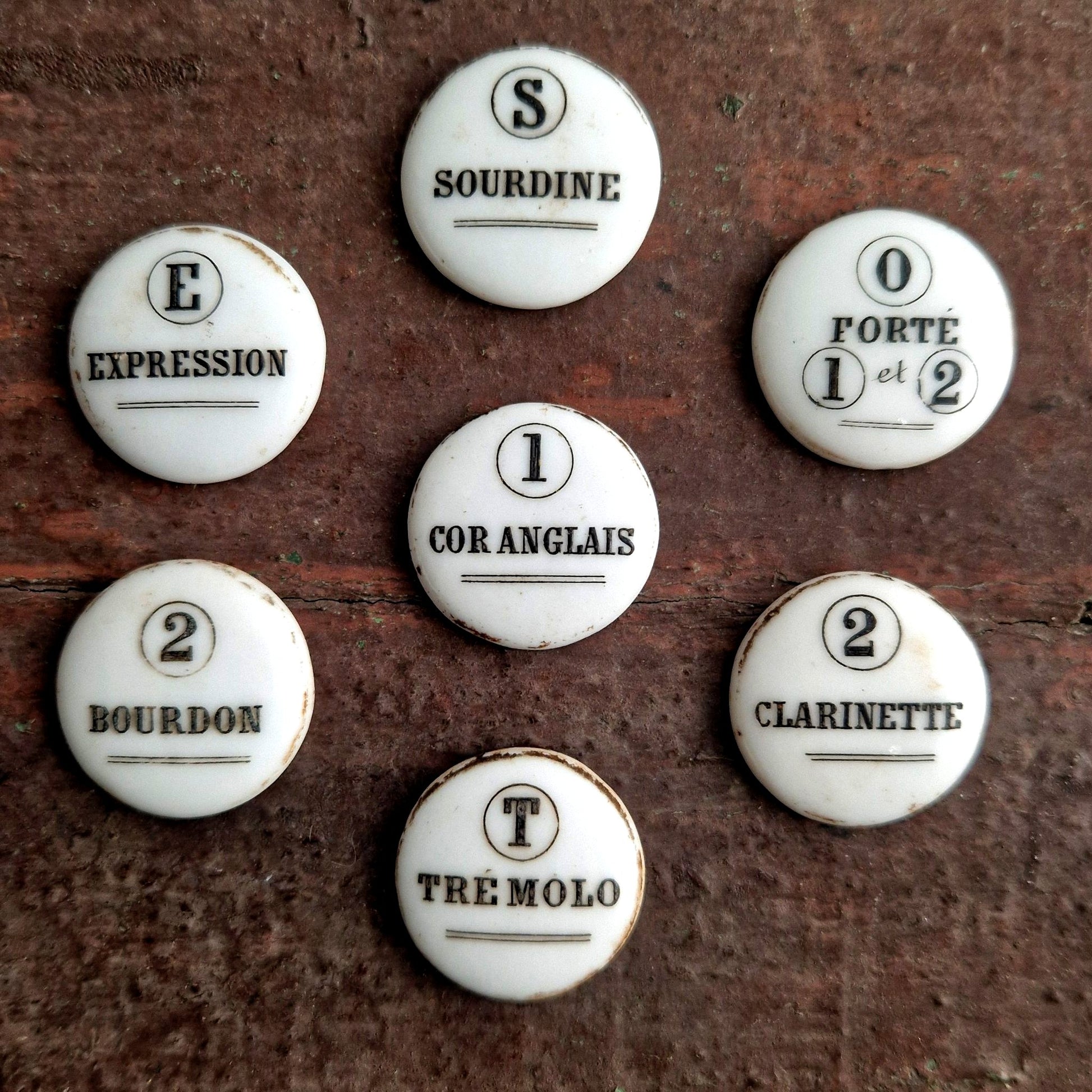 anciennes plaques émaillées orgue