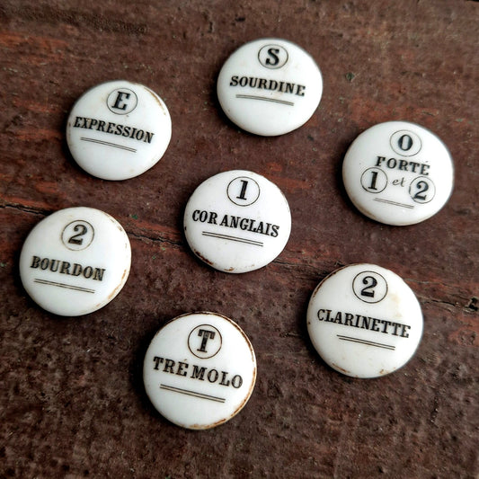 anciens boutons émaillés orgue