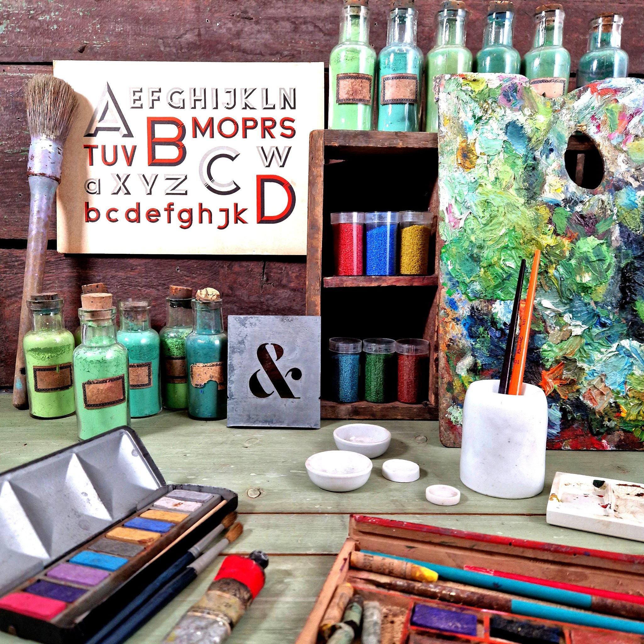 Anciens objets et fournitures des beaux-arts