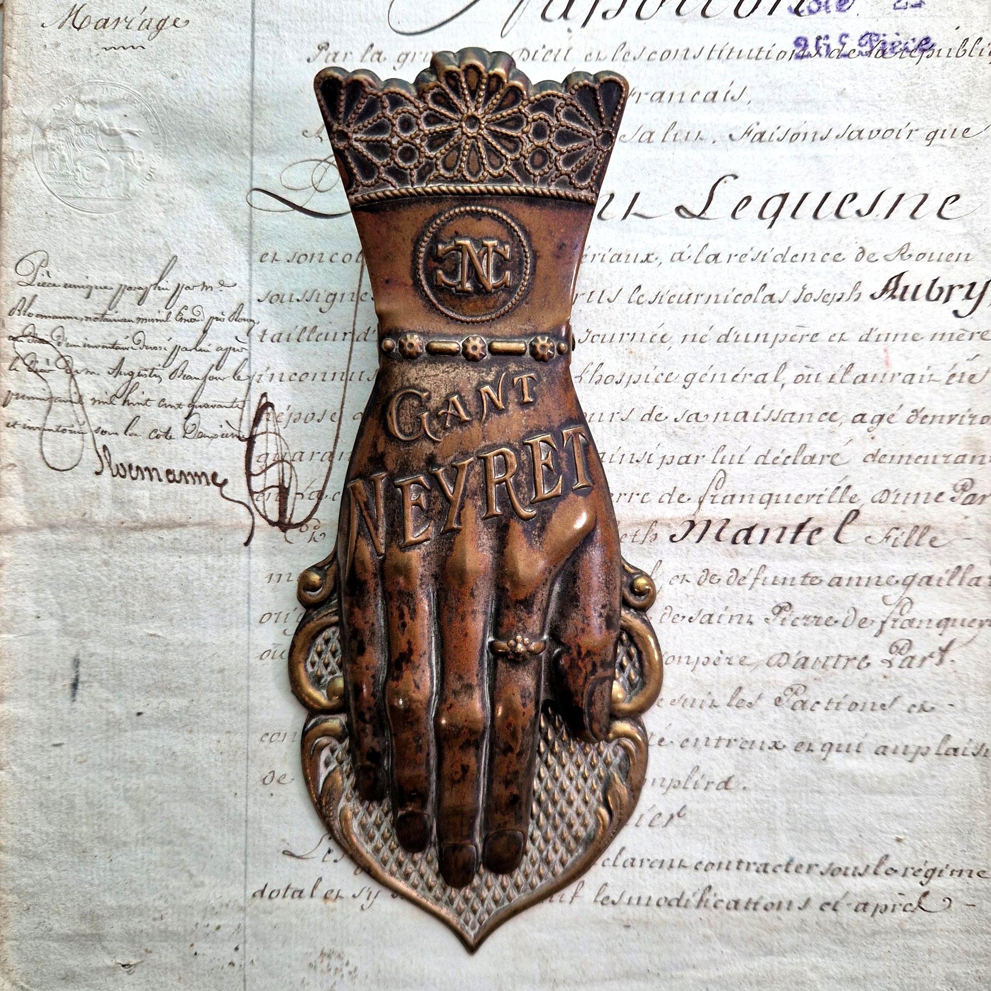 antique advertising hand clip