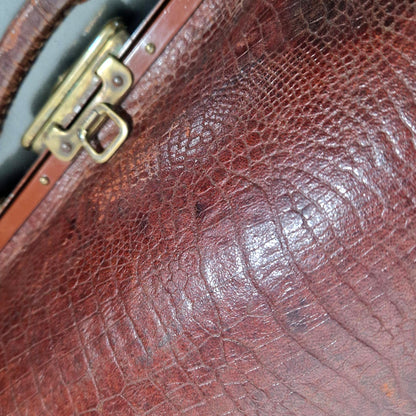antique brown leather gladstone bag