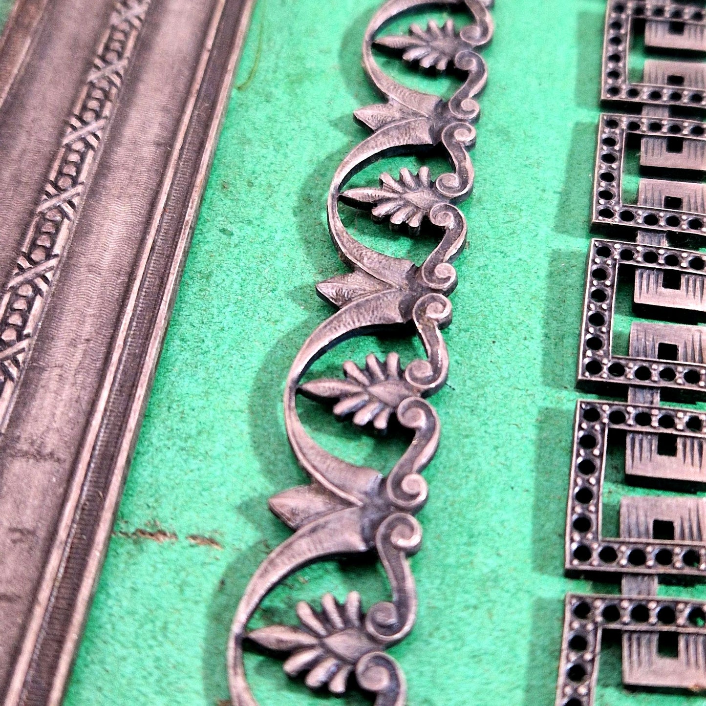 antique decorative patterns france