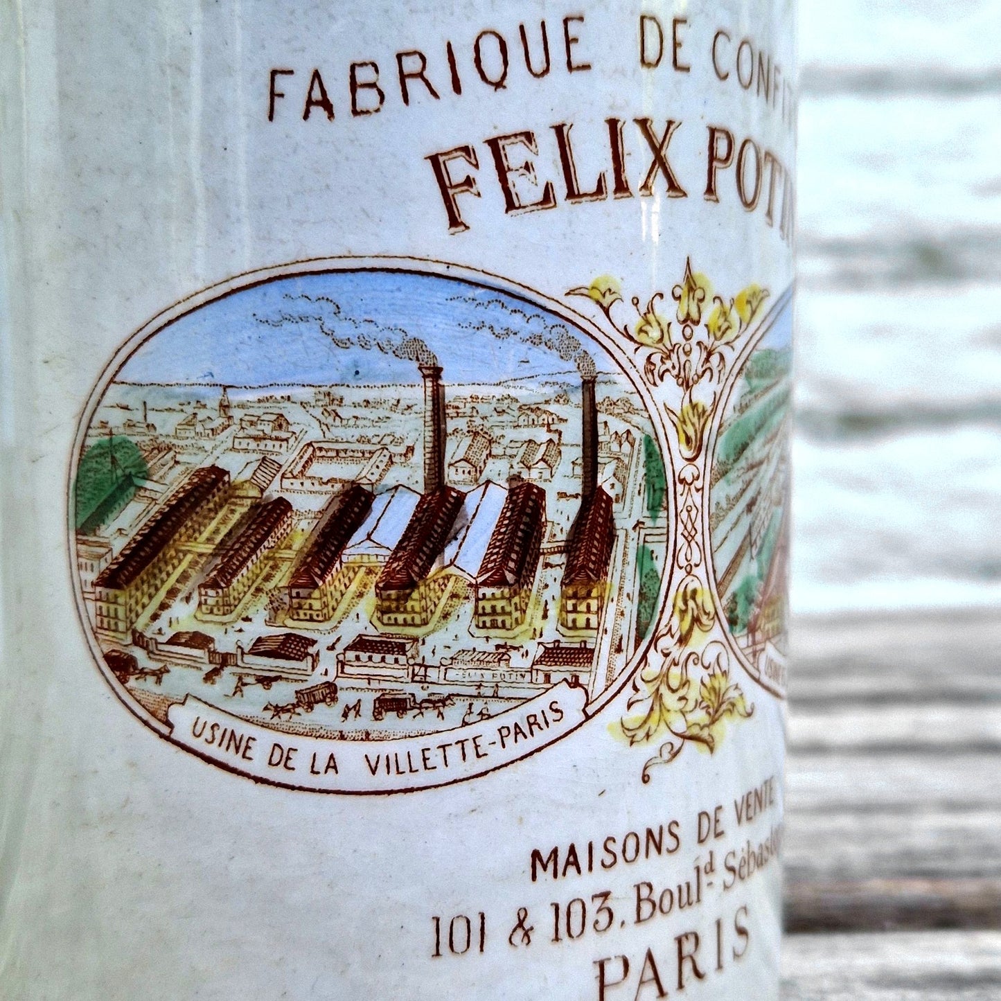 antique french advertising pot